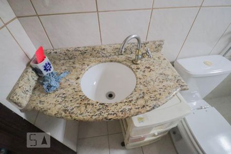 Casa à venda com 210m², 5 quartos e 2 vagas Casa à venda com 210m², 5 quartos e 2 vagasBanheiro 1