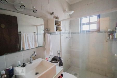 Casa à venda com 210m², 5 quartos e 2 vagas Casa à venda com 210m², 5 quartos e 2 vagasBanheiro da Suíte 1