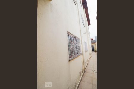 Casa à venda com 210m², 5 quartos e 2 vagas Casa à venda com 210m², 5 quartos e 2 vagasCorredor