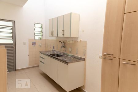 Cozinha de casa para alugar com 2 quartos, 50m² em Butantã, São Paulo