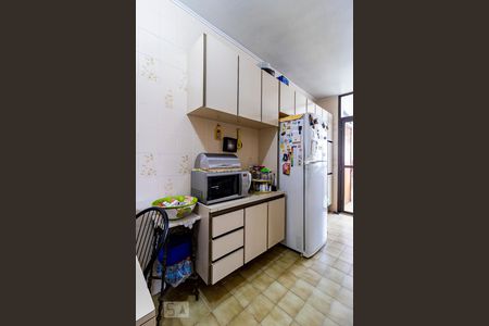 Apartamento à venda com 84m², 2 quartos e 2 vagasCozinha