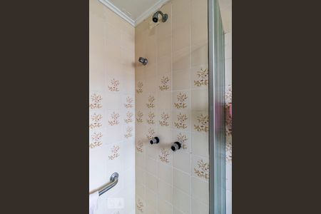 Apartamento à venda com 84m², 2 quartos e 2 vagasBanheiro da Suíte