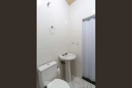 Banheiro de casa para alugar com 1 quarto, 50m² em Sítio do Morro, São Paulo