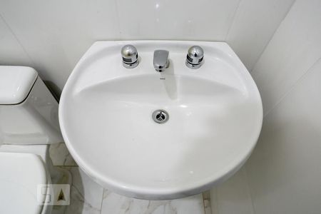 Casa para alugar com 50m², 1 quarto e sem vaga Casa para alugar com 50m², 1 quarto e sem vagaBanheiro
