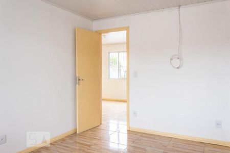 Quarto 2 de casa à venda com 2 quartos, 100m² em Guajuviras, Canoas