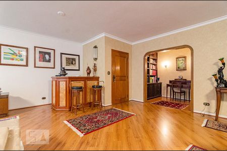 Apartamento à venda com 201m², 3 quartos e 2 vagas Apartamento à venda com 201m², 3 quartos e 2 vagasSala