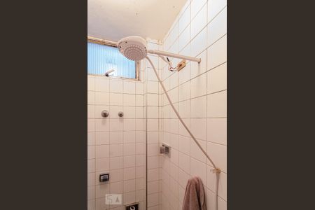 Apartamento à venda com 201m², 3 quartos e 2 vagas Apartamento à venda com 201m², 3 quartos e 2 vagasBanheiro de serviço