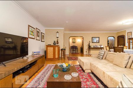 Apartamento à venda com 201m², 3 quartos e 2 vagas Apartamento à venda com 201m², 3 quartos e 2 vagasSala