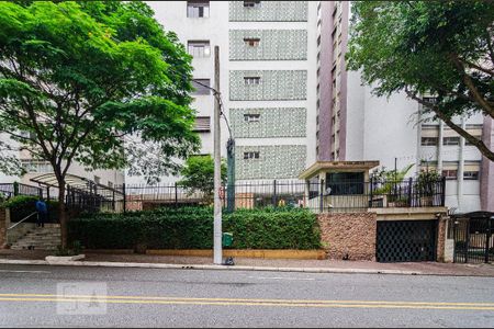 Apartamento à venda com 201m², 3 quartos e 2 vagas Apartamento à venda com 201m², 3 quartos e 2 vagasFachada