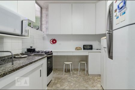 Apartamento à venda com 201m², 3 quartos e 2 vagas Apartamento à venda com 201m², 3 quartos e 2 vagasCozinha