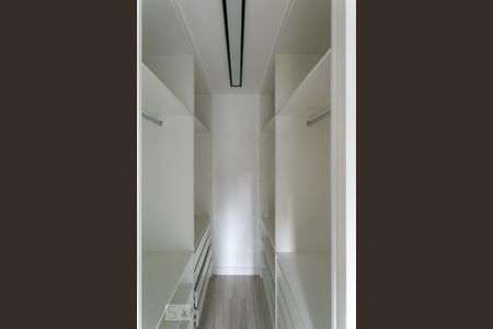 Apartamento à venda com 45m², 1 quarto e 2 vagasCloset do Quarto