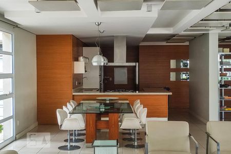 Apartamento para alugar com 50m², 1 quarto e 1 vaga Apartamento para alugar com 50m², 1 quarto e 1 vagaÁrea Comum - Salão de Festas