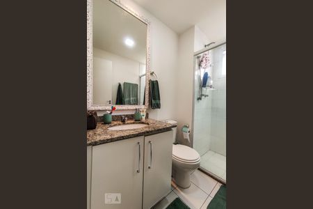 Apartamento para alugar com 50m², 1 quarto e 1 vaga Apartamento para alugar com 50m², 1 quarto e 1 vagaBanheiro da Suíte