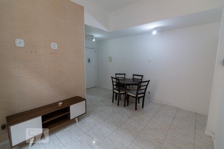 Sala de apartamento para alugar com 2 quartos, 68m² em Tijuca, Rio de Janeiro