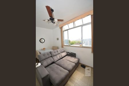 Apartamento para alugar com 72m², 3 quartos e 1 vagaSala