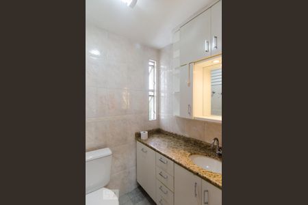 Apartamento à venda com 65m², 3 quartos e 1 vaga Apartamento à venda com 65m², 3 quartos e 1 vagaBanheiro