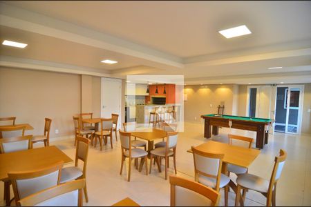 Apartamento à venda com 80m², 2 quartos e 2 vagasSalão de festas