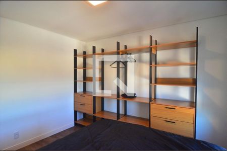 Apartamento à venda com 80m², 2 quartos e 2 vagasSuíte