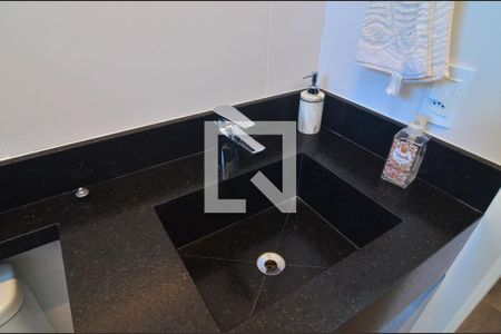 Apartamento à venda com 80m², 2 quartos e 2 vagasBanheiro Suíte