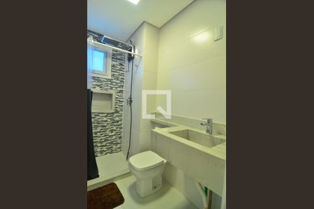 Apartamento à venda com 80m², 2 quartos e 2 vagasBanheiro social