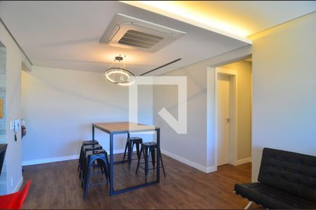 Apartamento à venda com 80m², 2 quartos e 2 vagasSala