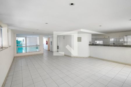 Apartamento à venda com 68m², 2 quartos e 1 vaga Apartamento à venda com 68m², 2 quartos e 1 vagaÁrea comum - Salão de festas