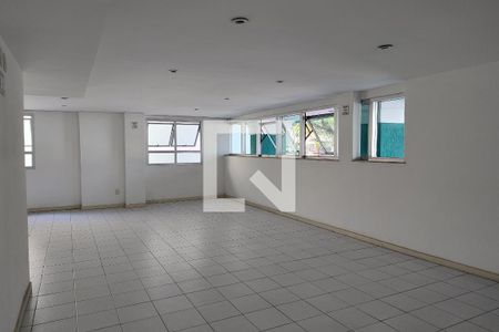 Apartamento à venda com 68m², 2 quartos e 1 vaga Apartamento à venda com 68m², 2 quartos e 1 vagaÁrea comum - Salão de festas