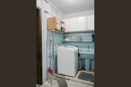 Casa à venda com 90m², 3 quartos e 1 vagaÁrea de Serviço