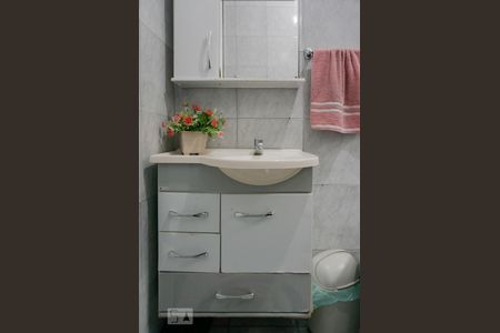 Casa à venda com 90m², 3 quartos e 1 vagaBanheiro