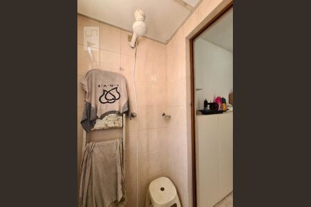 Apartamento à venda com 60m², 2 quartos e 2 vagasBanheiro de Serviço