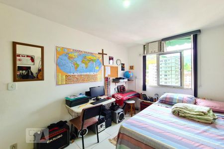 Apartamento à venda com 60m², 2 quartos e 2 vagasQuarto 2