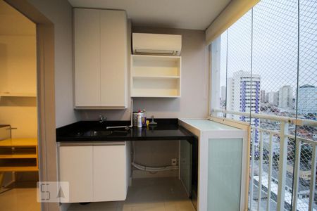 Varanda de kitnet/studio para alugar com 1 quarto, 34m² em Ipiranga, São Paulo