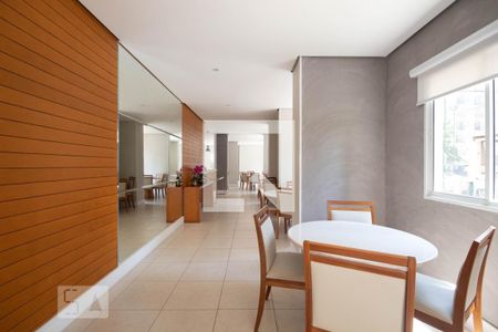 Apartamento para alugar com 65m², 3 quartos e 1 vagaÁrea comum - Salão de festas