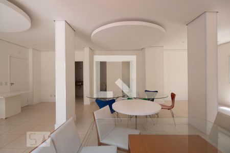 Apartamento para alugar com 65m², 3 quartos e 1 vagaÁrea comum - Salão de festas