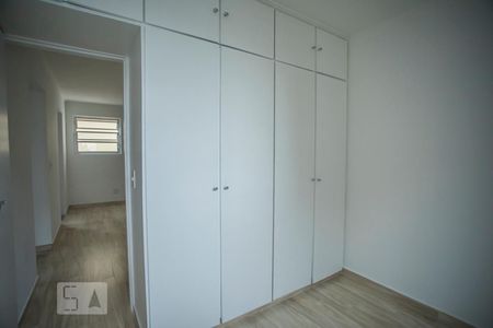 Quarto 2 - Armários de apartamento para alugar com 2 quartos, 46m² em Vila Guarani (z Sul), São Paulo