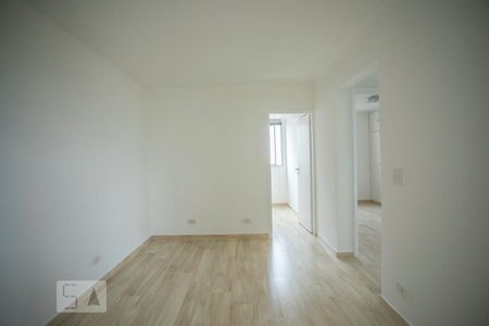 Sala de apartamento para alugar com 2 quartos, 46m² em Vila Guarani (z Sul), São Paulo
