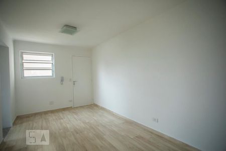 Sala de apartamento para alugar com 2 quartos, 46m² em Vila Guarani (z Sul), São Paulo