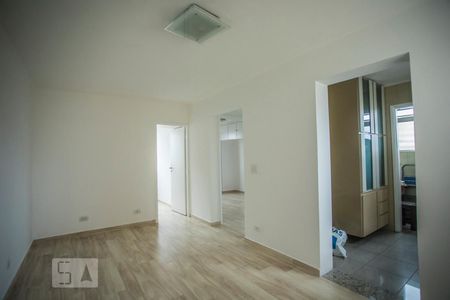 Sala de apartamento para alugar com 2 quartos, 46m² em Vila Guarani (z Sul), São Paulo