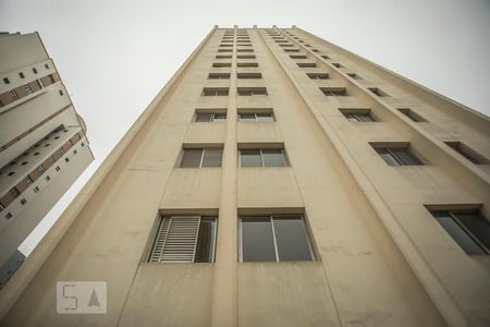 Apartamento para alugar com 46m², 2 quartos e 1 vagaFachada
