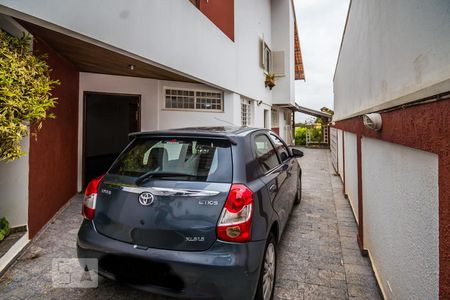 Casa à venda com 240m², 4 quartos e 8 vagasGaragem