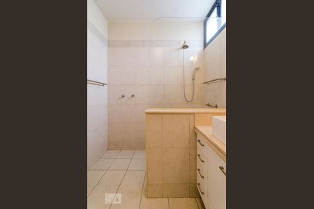 Apartamento à venda com 159m², 2 quartos e 1 vagaBanheiro da suíte