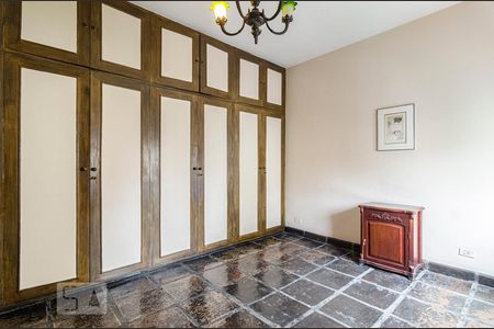 Apartamento à venda com 159m², 2 quartos e 1 vagaSuíte