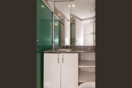 Apartamento à venda com 85m², 3 quartos e 2 vagas Apartamento à venda com 85m², 3 quartos e 2 vagasBanheiro