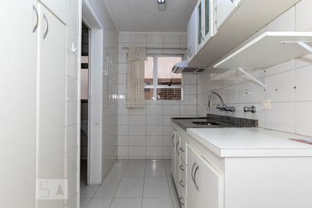 Apartamento à venda com 85m², 3 quartos e 2 vagas Apartamento à venda com 85m², 3 quartos e 2 vagasCozinha