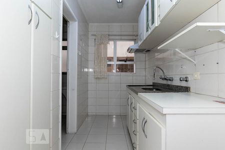 Apartamento à venda com 85m², 3 quartos e 2 vagas Apartamento à venda com 85m², 3 quartos e 2 vagasCozinha