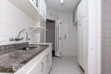 Apartamento à venda com 85m², 3 quartos e 2 vagas Apartamento à venda com 85m², 3 quartos e 2 vagasCozinha
