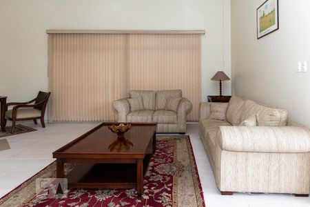 Apartamento à venda com 85m², 3 quartos e 2 vagas Apartamento à venda com 85m², 3 quartos e 2 vagasHall social