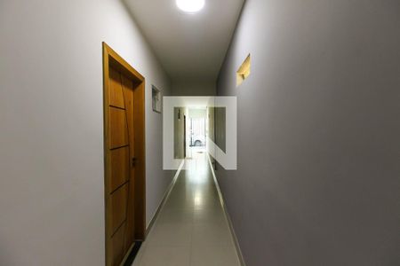 Casa de condomínio para alugar com 45m², 2 quartos e sem vaga Casa de condomínio para alugar com 45m², 2 quartos e sem vagaCorredor