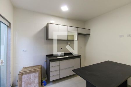 Casa de condomínio para alugar com 45m², 2 quartos e sem vaga Casa de condomínio para alugar com 45m², 2 quartos e sem vagaCozinha
