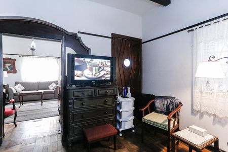 Sala de TV de casa à venda com 4 quartos, 731m² em Lapa, São Paulo